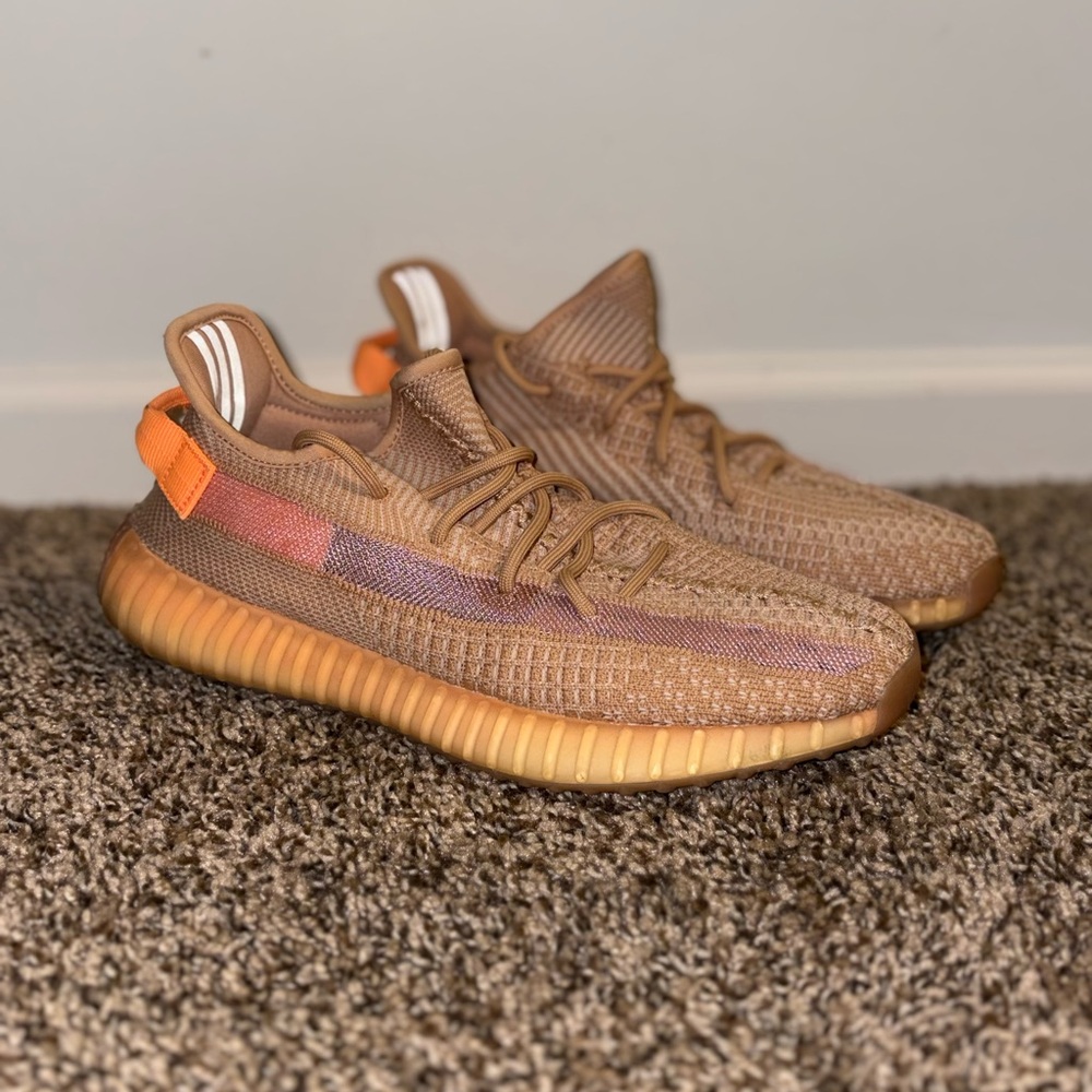 Adidas Yeezy Boost 350 V2 Earth Sneakers